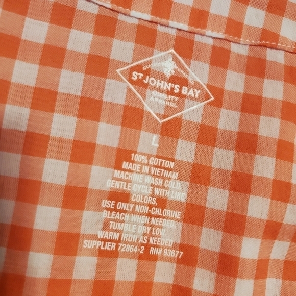 St. John's Bay plaid top - Large - Picture 7 of 7